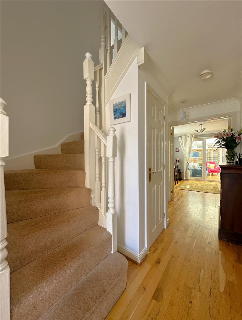 Curlew Drive, Chippenham